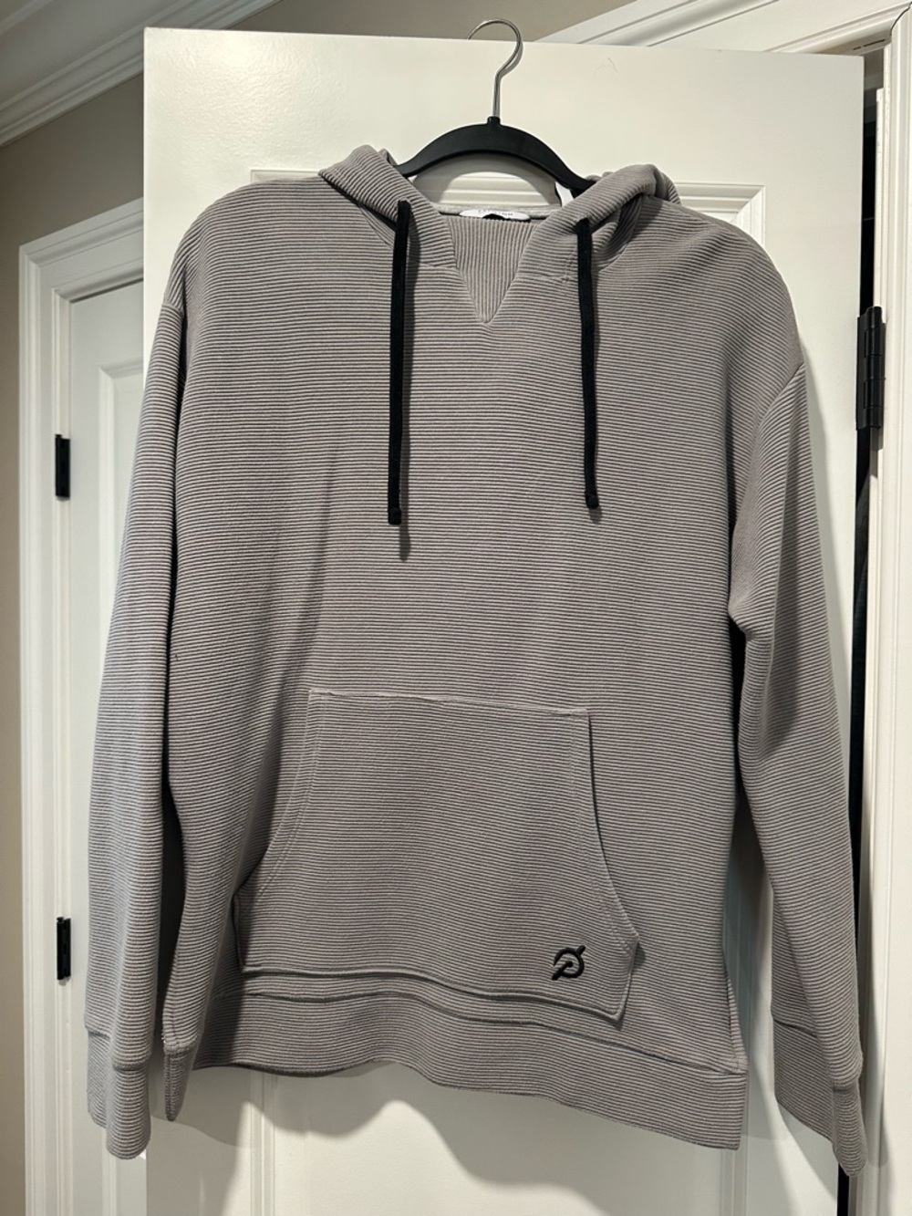 Peloton Gray Hooded Ribbed Sweatshirt with Front Pocket and Zipper Sides - Small